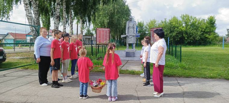 Шестнадцатый день пришкольного лагеря профильной смены "Смена Первых: Время Первых" "Экощит" при МОУ Нижнеякушкинская ООШ.